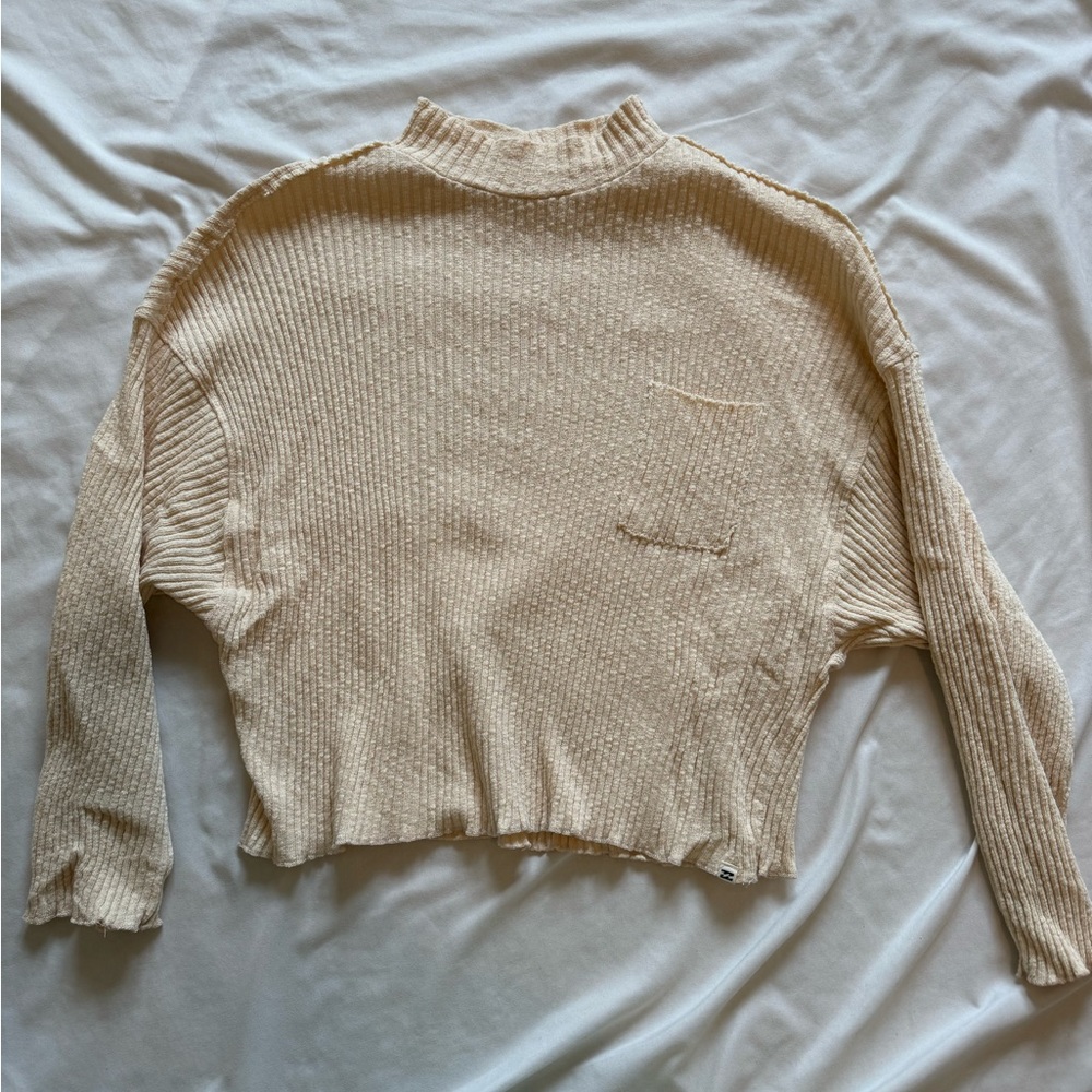 Billabong cropped long sleeve
